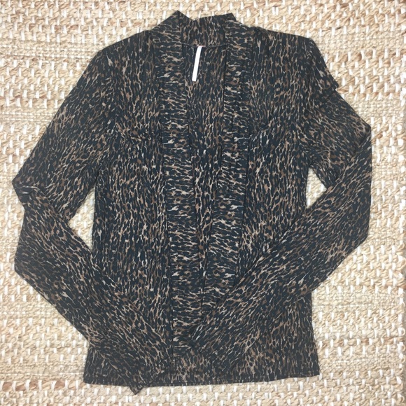Free People Wild Thing Leopard Print Top H - Picture 8 of 8